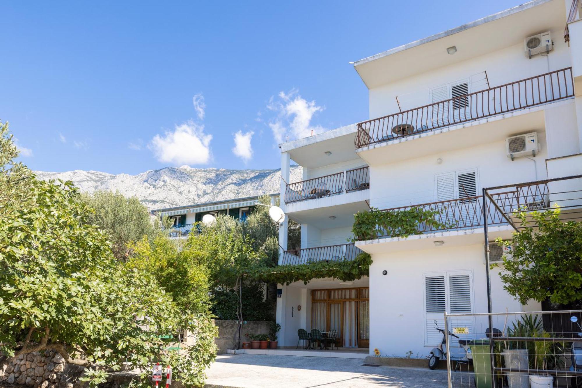 Apartmani Marta Tucepi Bagian luar foto