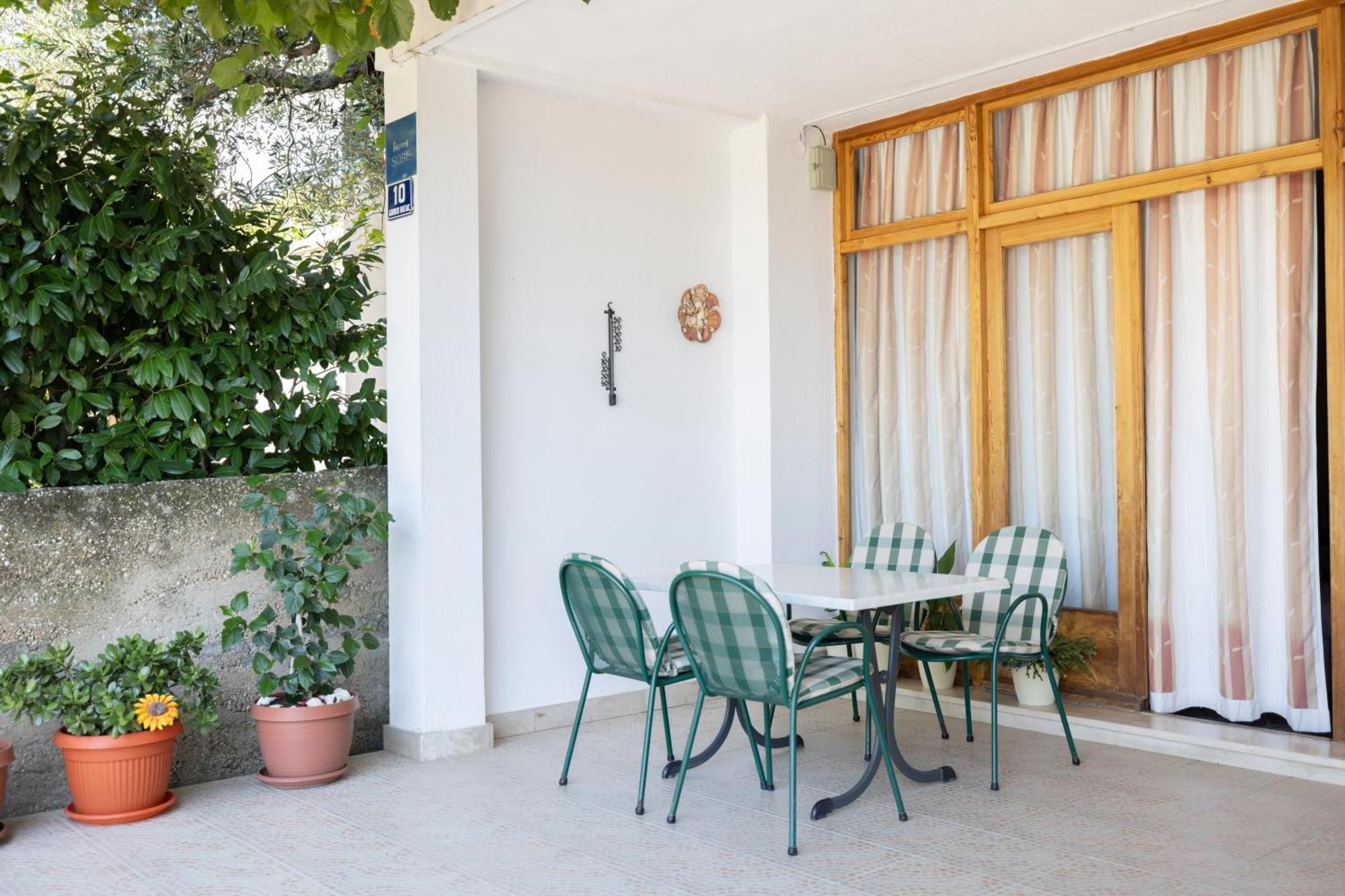 Apartmani Marta Tucepi Bagian luar foto