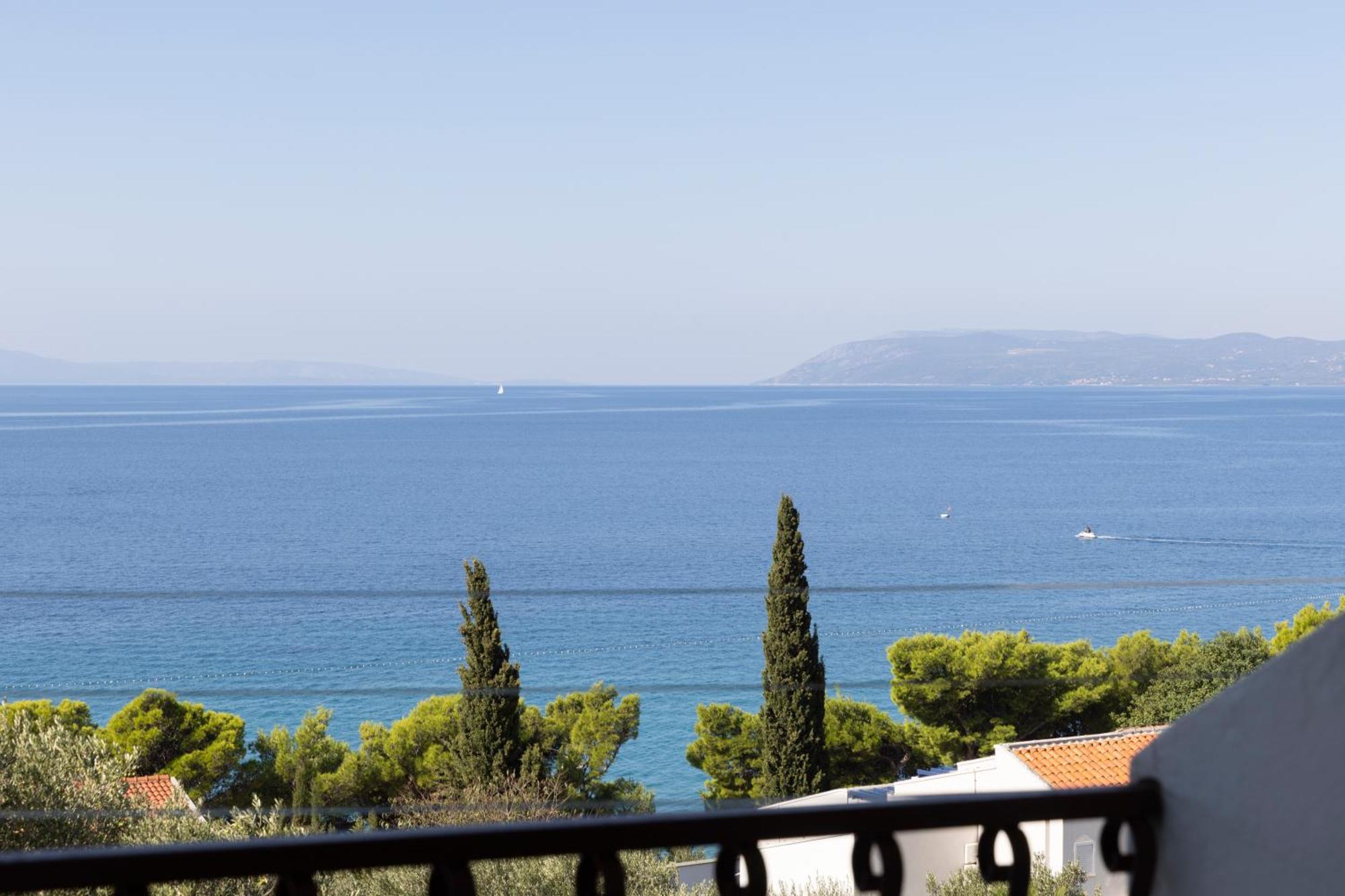 Apartmani Marta Tucepi Bagian luar foto