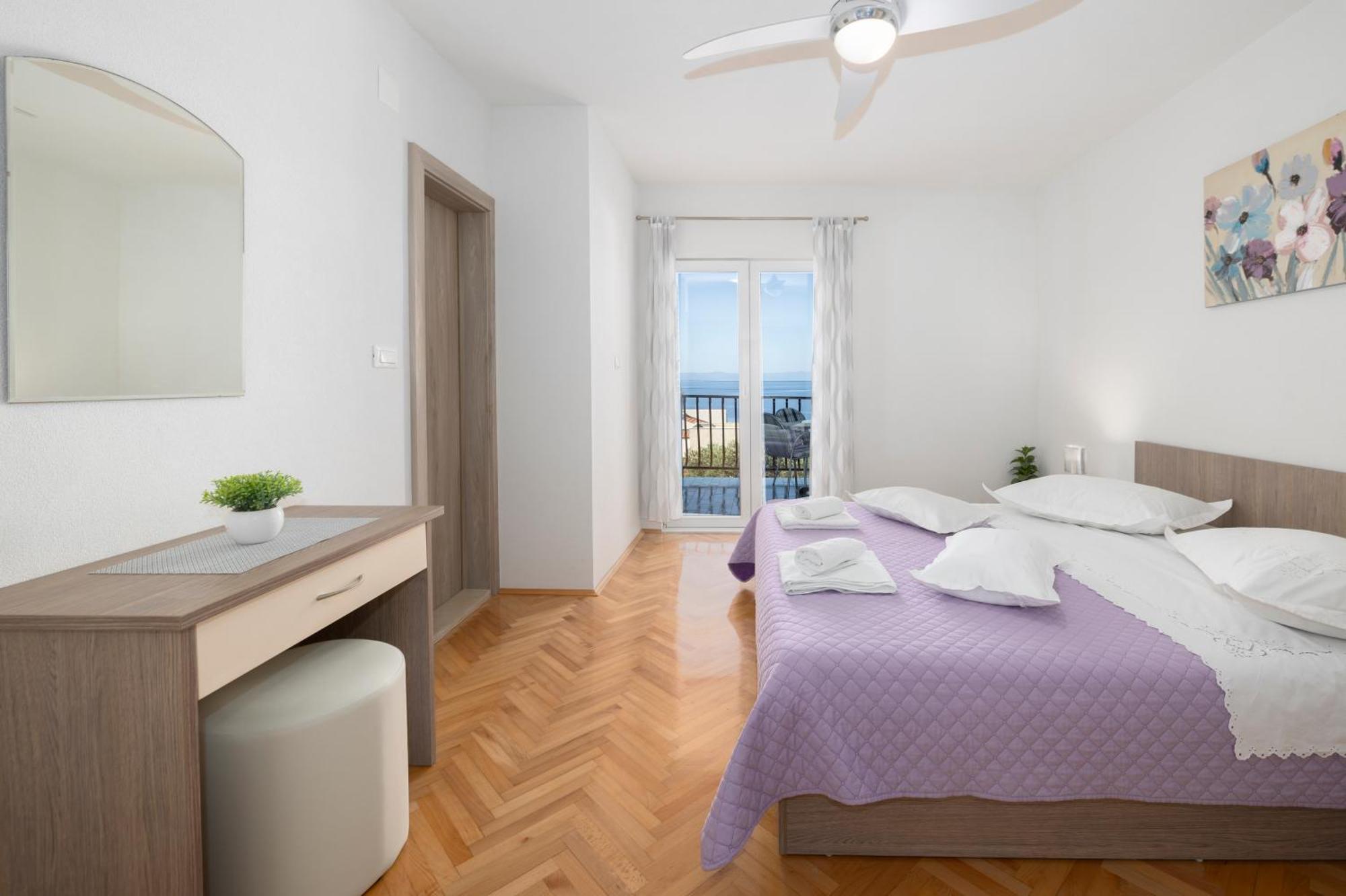 Apartmani Marta Tucepi Bagian luar foto