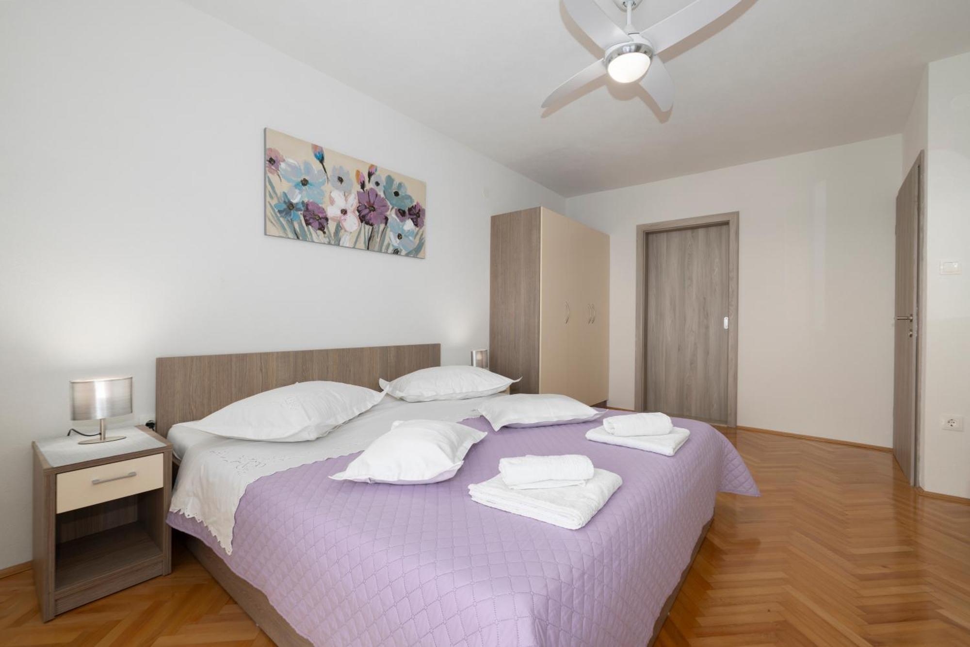 Apartmani Marta Tucepi Bagian luar foto