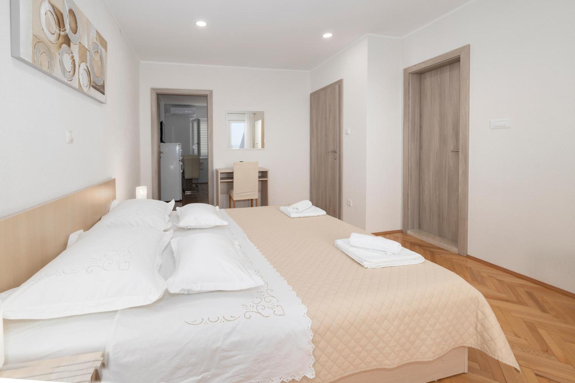 Apartmani Marta Tucepi Ruang foto